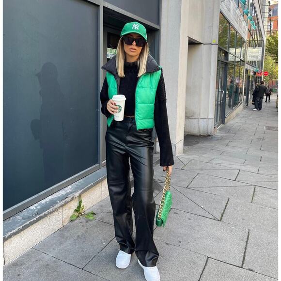 ZARA BLOGGER FAVORITE FAUX LEATHER PANTS - Picture 4 of 12